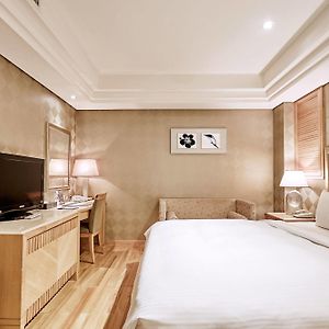 Standard Without Window Twin Room