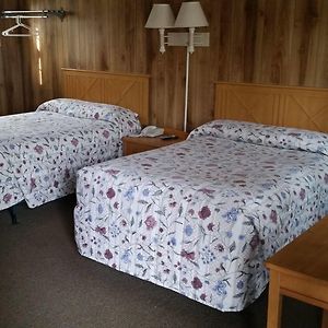 Double Room Two Double Beds Smoking