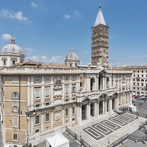 Five-Bedroom Apartment