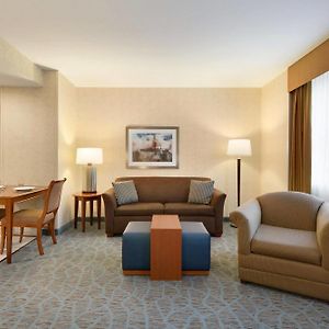 One-Bedroom King Suite