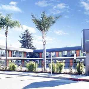Inn At Temescal