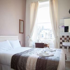 Double Room Private External Bathroom