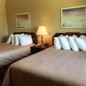 Deluxe Queen Room