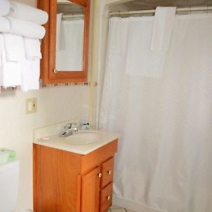 Standard Queen Room Two Queen Beds