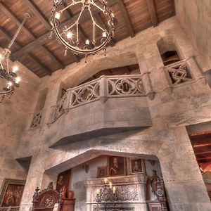 Stone Hall Castle