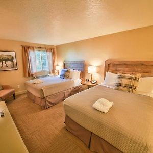 Standard Queen Room