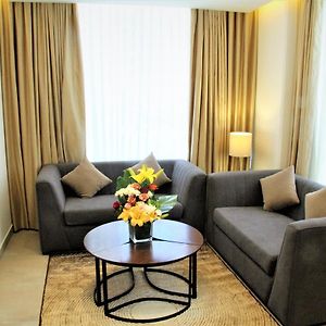 Classic One-Bedroom King Suite
