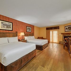 Executive Queen Room