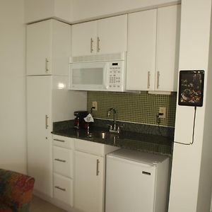 City Room 2 double beds Partial Sea View