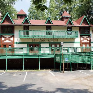 Alpine Crest Resort