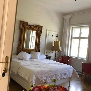 Large King Room