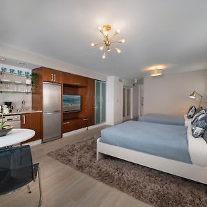 Cozy Studio on Ocean Drive