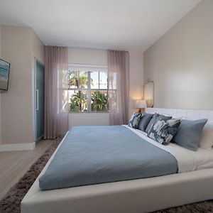 Deluxe Suite on Ocean Drive View