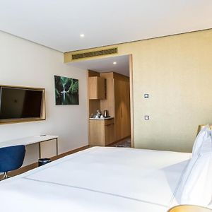 Classic Queen Room