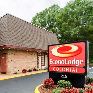 Econo Lodge Colonial