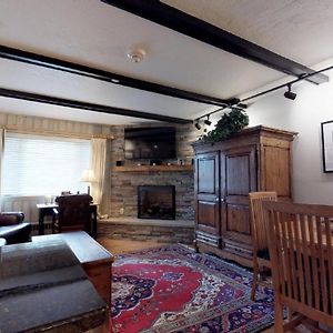 Junior Two-Bedroom Apartment