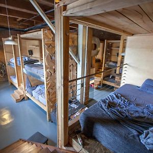 Dormitory Room Mixed