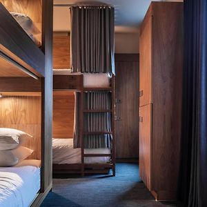Dormitory Room Mixed
