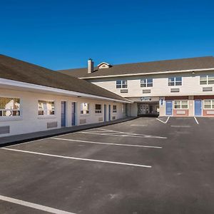 Motel 6-Moncton, Nb