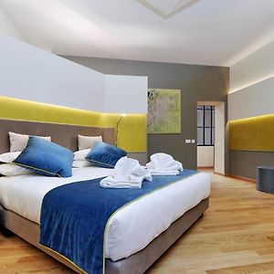 Executive King Suite
