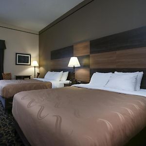 Standard Queen Room