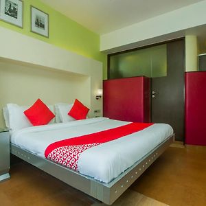 Budget King Room