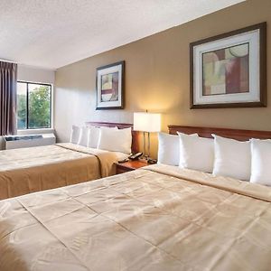 Standard Queen Room Two Queen Beds