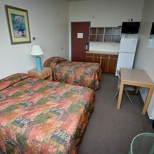 Sockeye Inn