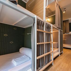 Dormitory Room Mixed