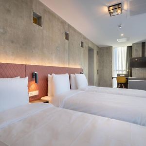 Luxury Triple Room