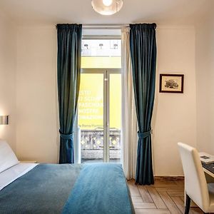 Classic Queen Room