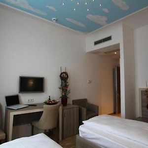 Economy Quadruple Room