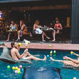 Bed Station Hostel Khaosan