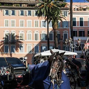 Piazza Di Spagna 9 Luxury B&B And Art Gallery