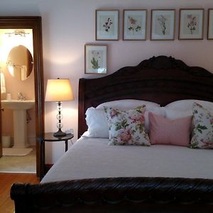 Superior King Suite