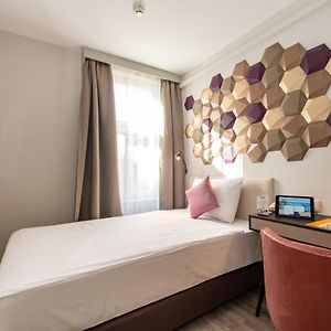 Comfort Single Room