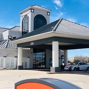 Extend-A-Suites - Extended Stay, I-40 Amarillo West