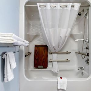King Room Mobility Access or Non-Smoking