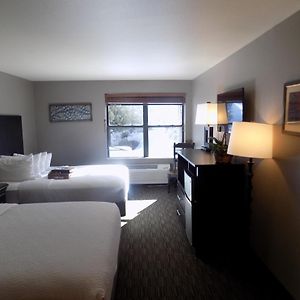 Queen Room Two Queen Beds