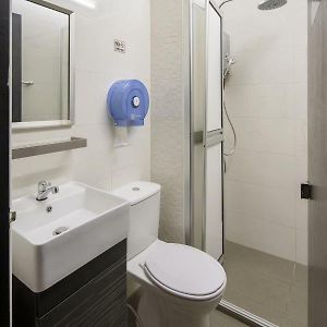 Dormitory Room Mixed