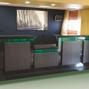 La Quinta Inn & Suites Tulsa