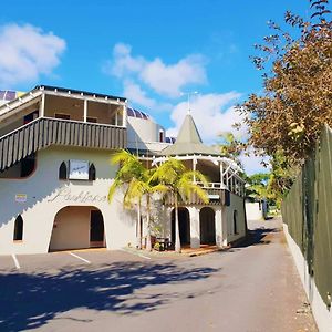 Parklane Motor Lodge