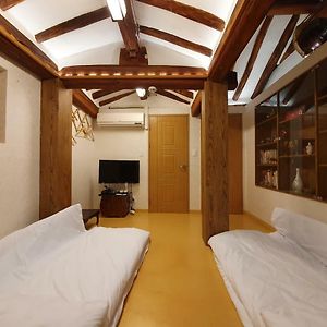 Triple Room Private Bathroom
