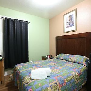 Standard Room with 1 Single Bed