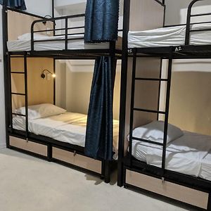 Dormitory Room Mixed