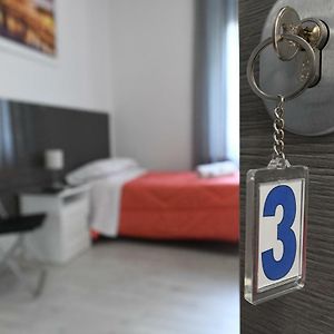 Standard Room with 1 Single Bed