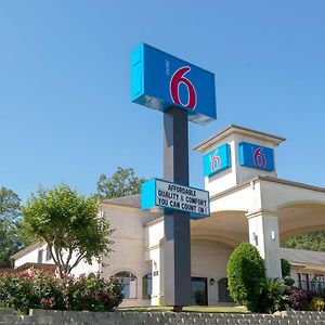 Motel 6 Tyler