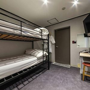 Twin Room Private Bathroom
