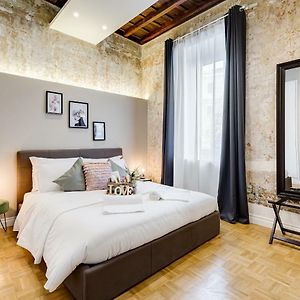 Large King Room