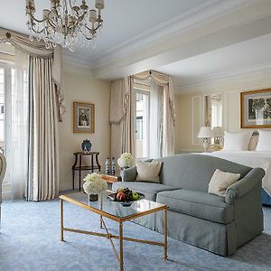 Premier King Room